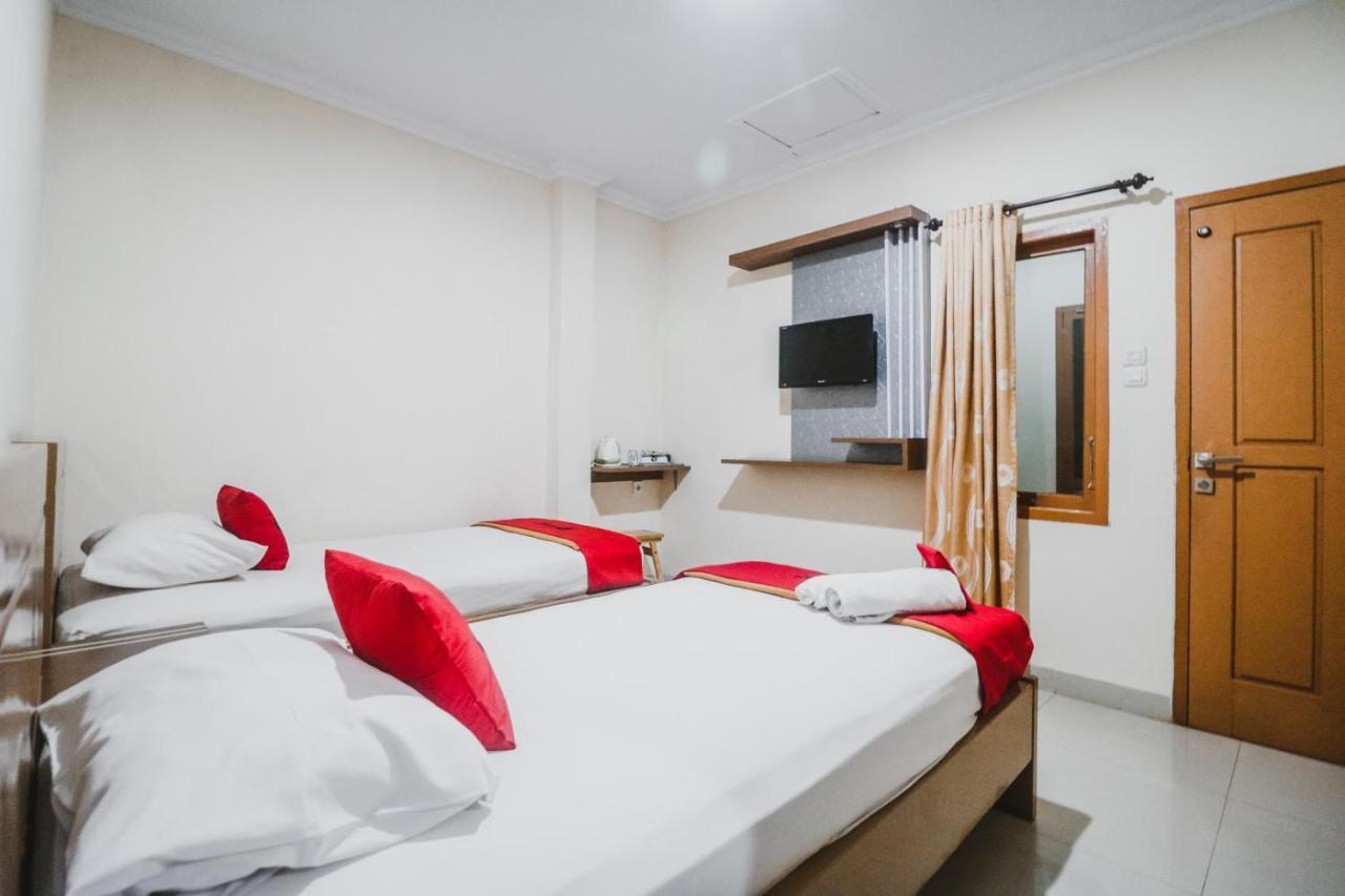 Reddoorz Plus Near Wtc Batanghari Mall Tanjungjohor Esterno foto