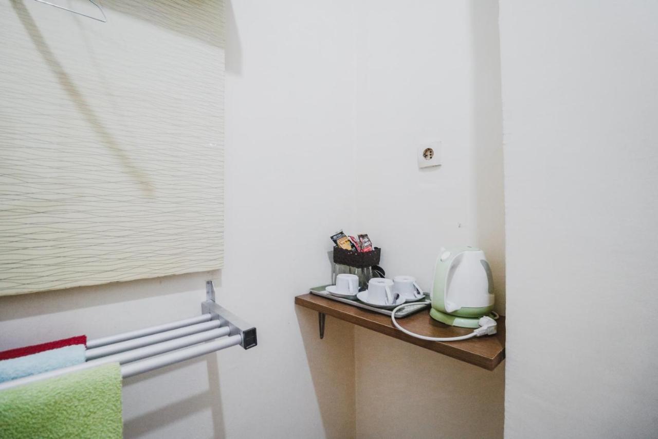 Reddoorz Plus Near Wtc Batanghari Mall Tanjungjohor Esterno foto