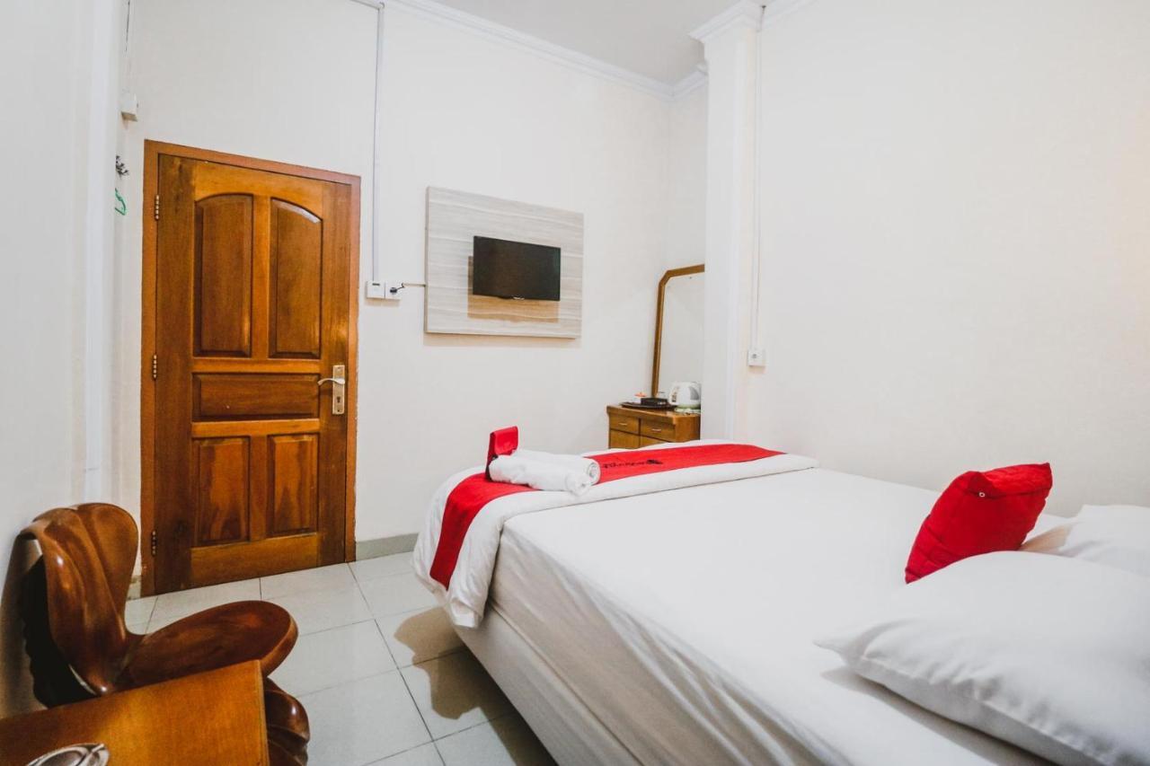 Reddoorz Plus Near Wtc Batanghari Mall Tanjungjohor Esterno foto